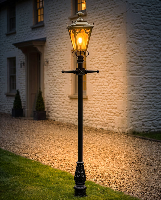 3.25m Extra Large Deluxe Polished Brass "Knightsbridge" Lamp Post Set Digital illustration At Night