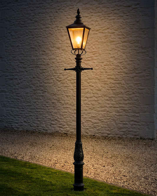 Large Cambridge Lamp Post Set 3.93m Digital Illustration At Night