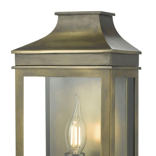 Close up of the lantern apex