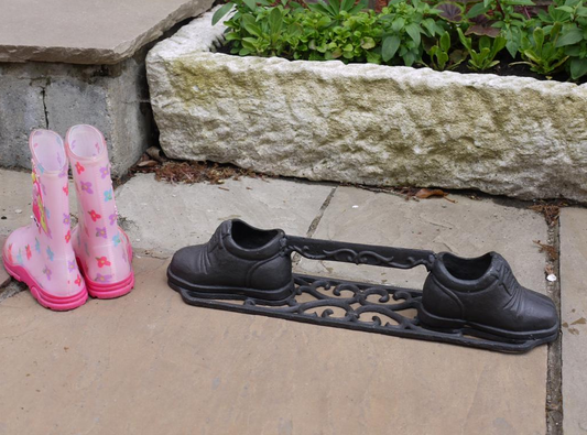 Black "Pair of Shoes" Iron Boot Scraper