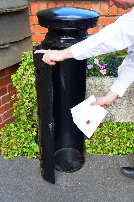 Traditional GR Pillar Post Box - Black