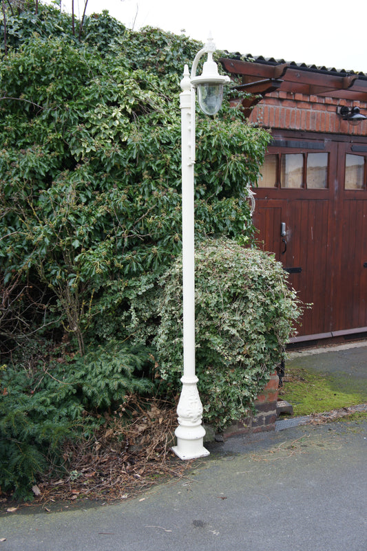 St Florent Swan Neck Lamp Post in white