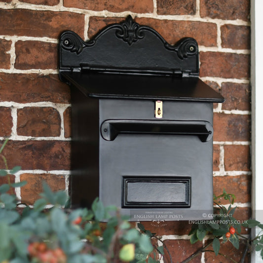 Black 'Cambourne' Secure Parcel Box