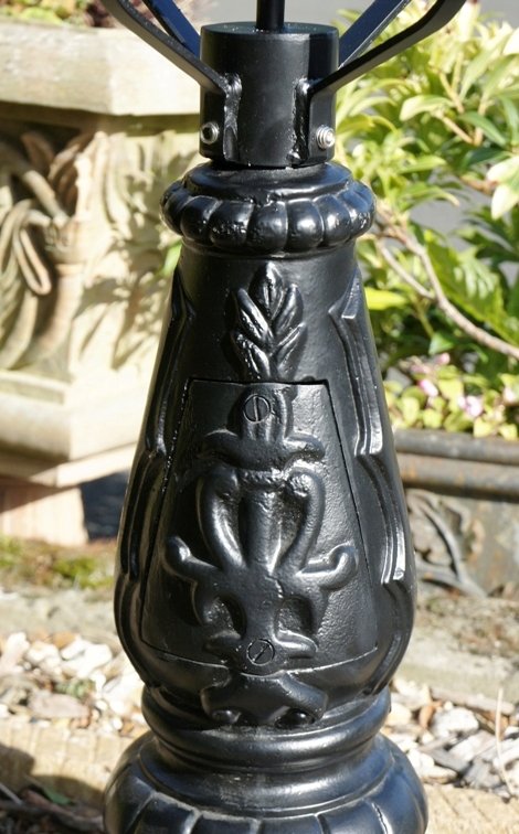 Flower bed light post