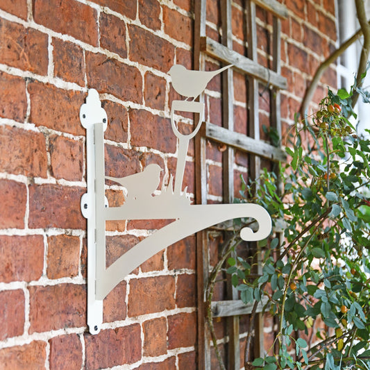 Cream "Robin" Garden Hanging Basket Bracket