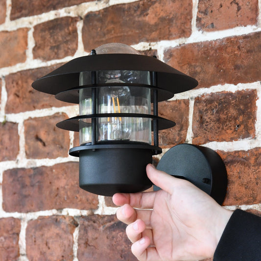 Modern Black Wall Mounted Light