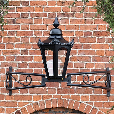 Bow Bracket Lights