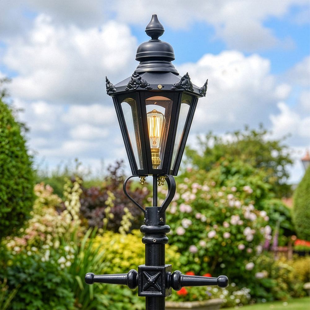 Pretty Lamp Posts Garden Lamp Posts | English Lamp Post Co Since 1986 โ English Lamp Posts