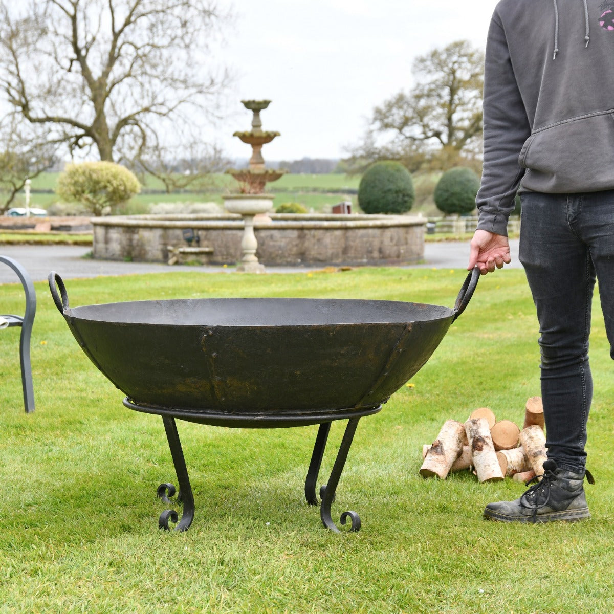 100cm Kadai Iron Fire Bowl with Male for Scale 