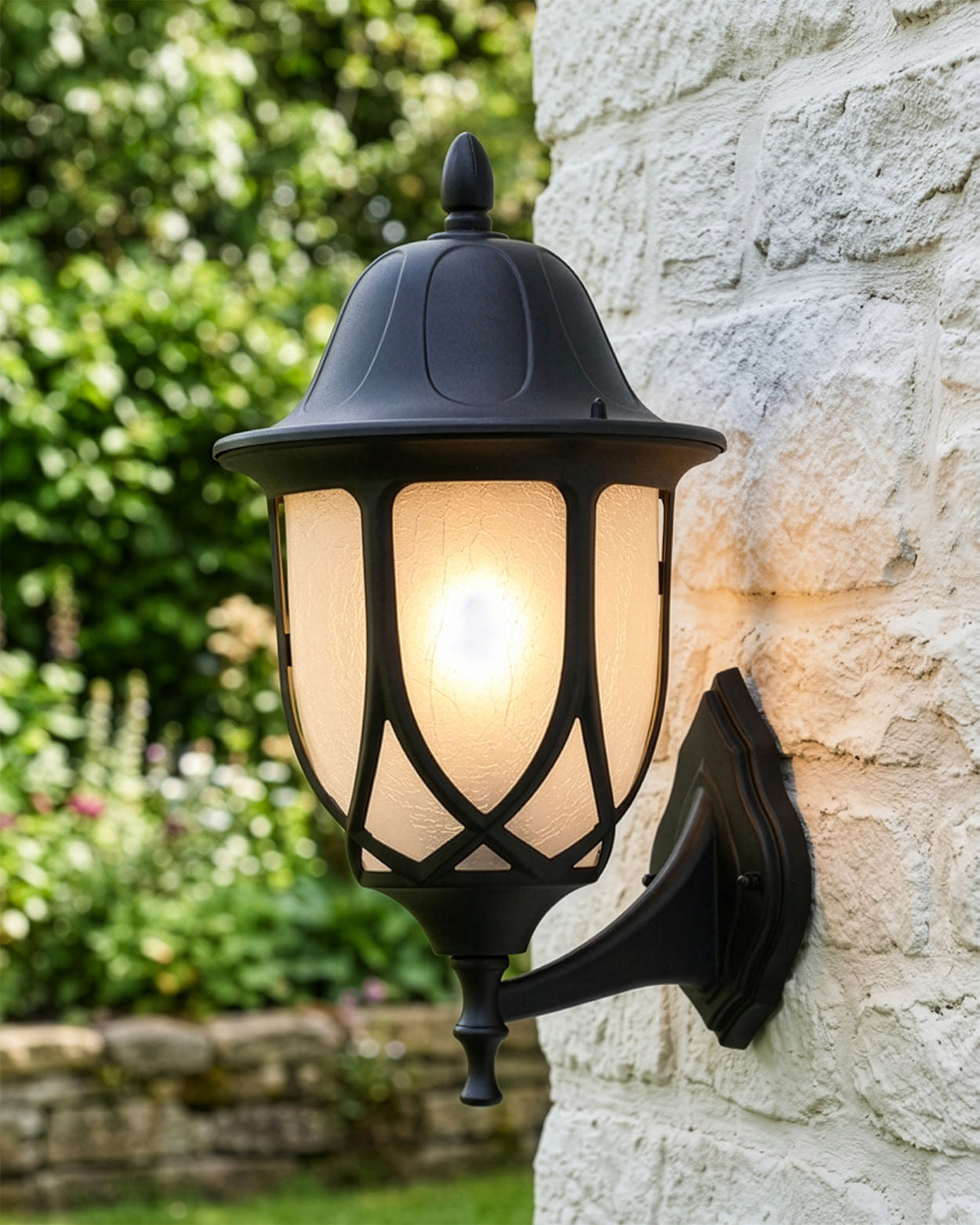 'SELENE' FROSTED GLASS TRADITIONAL OUTDOOR BOTTOM FIX WALL LANTERN Digital Illustration