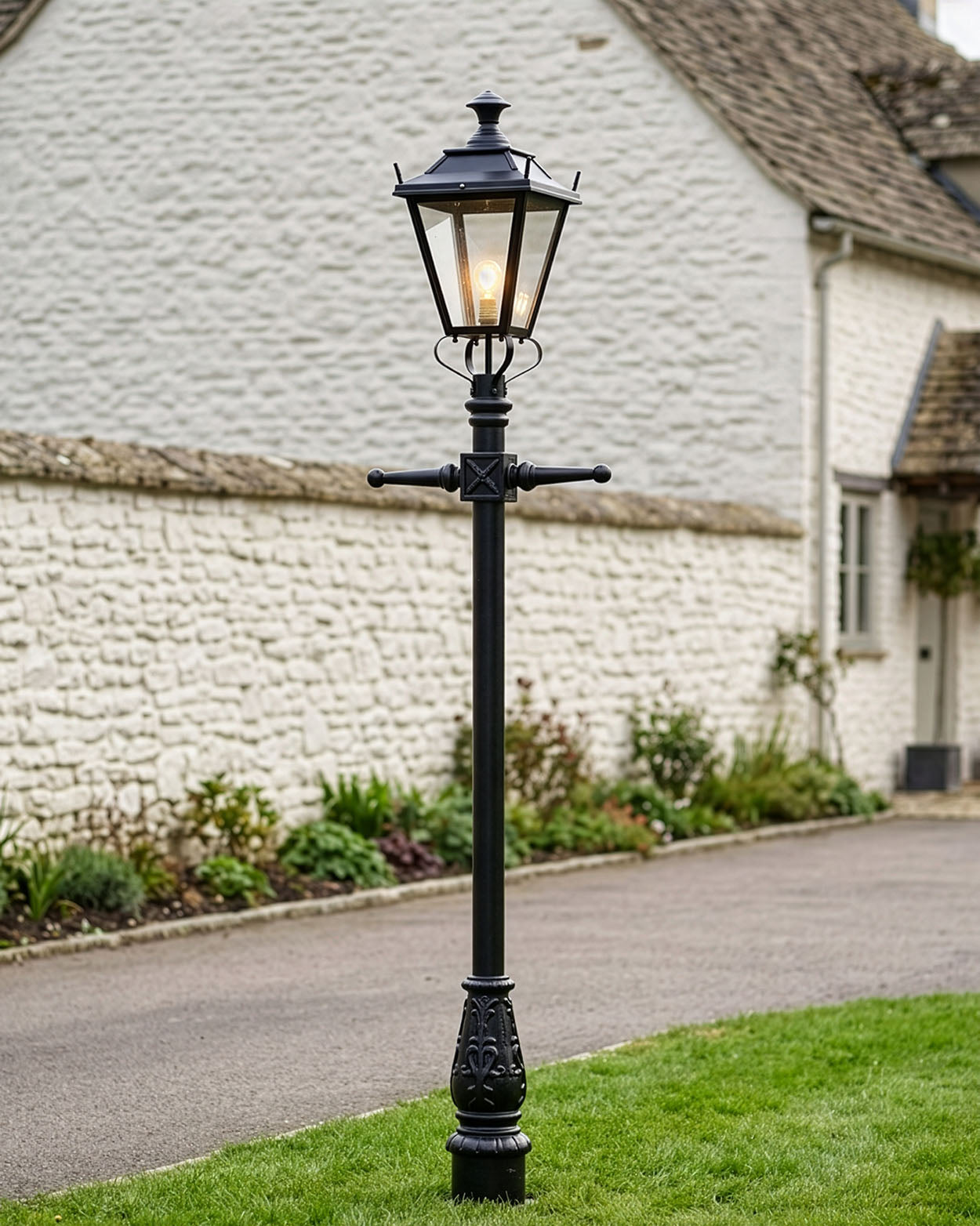 Black Dorchester Traditional Lamp Post Set 2.3m Digital Illustration