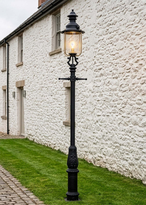 'Haremere' Belgravia High Mast Lamp Post