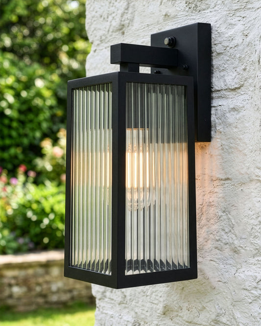 'Boîte' Ribbed Glass Black Wall Light Digital Illustration