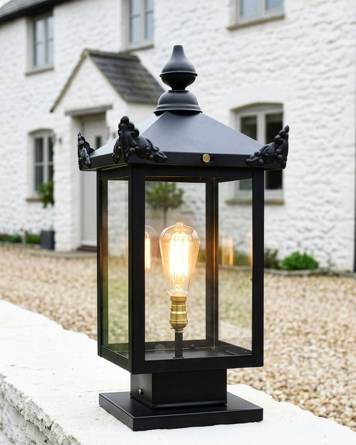 Black 'Beckenham' Victorian Pillar Light Digital Illustration