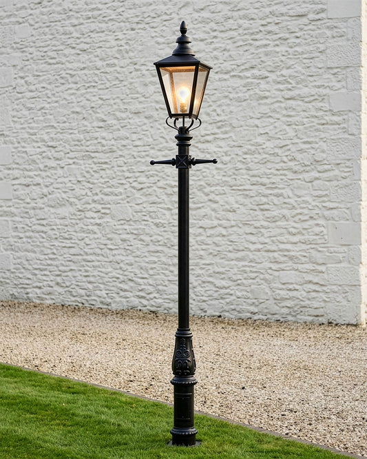Large Cambridge Lamp Post Set 3.93m Digital Illustration