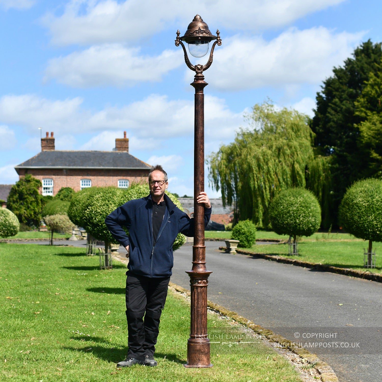 2.5m Antique Copper Victorian Gothic Cast Iron Lamp Post Scale Shot