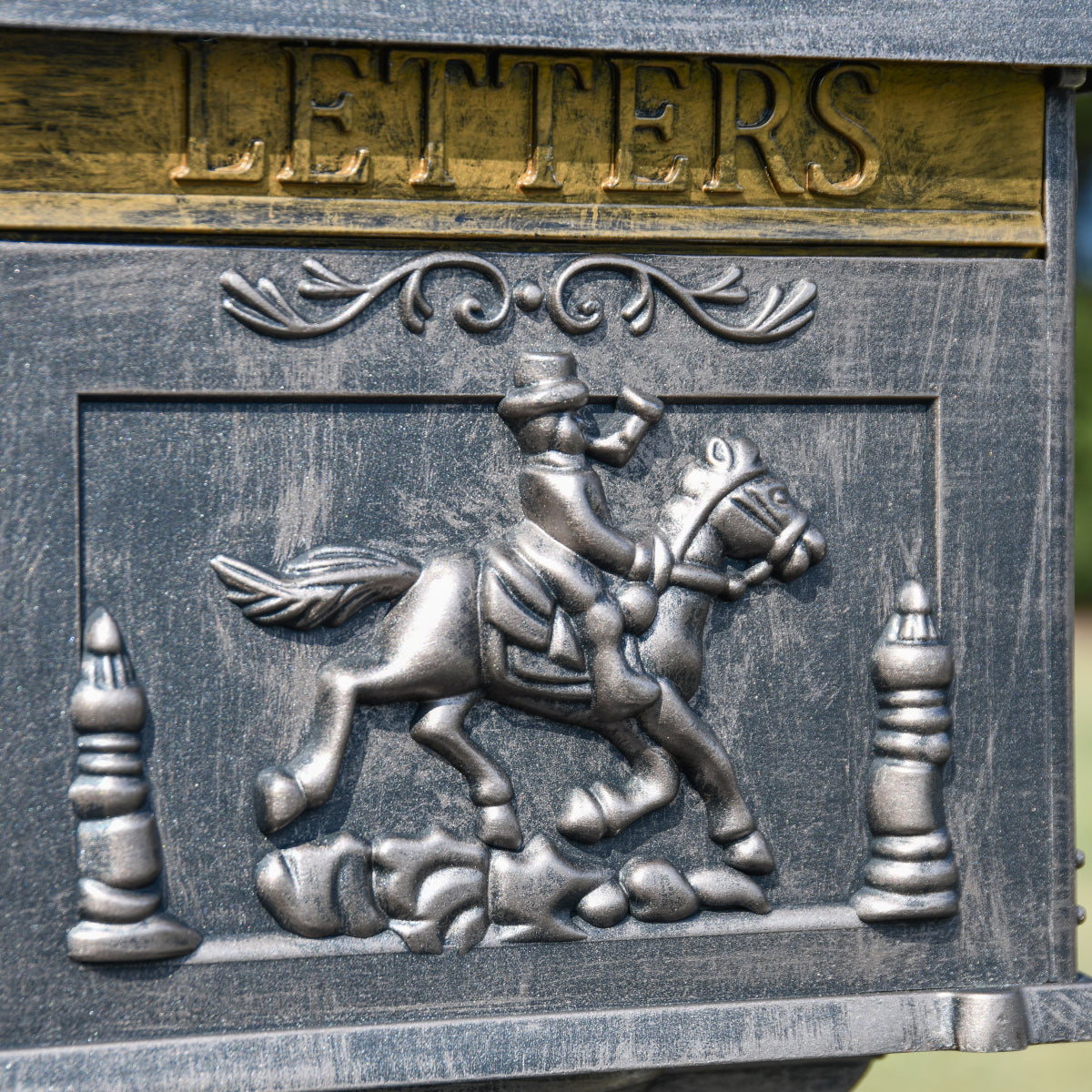 Close up of the ornate motif