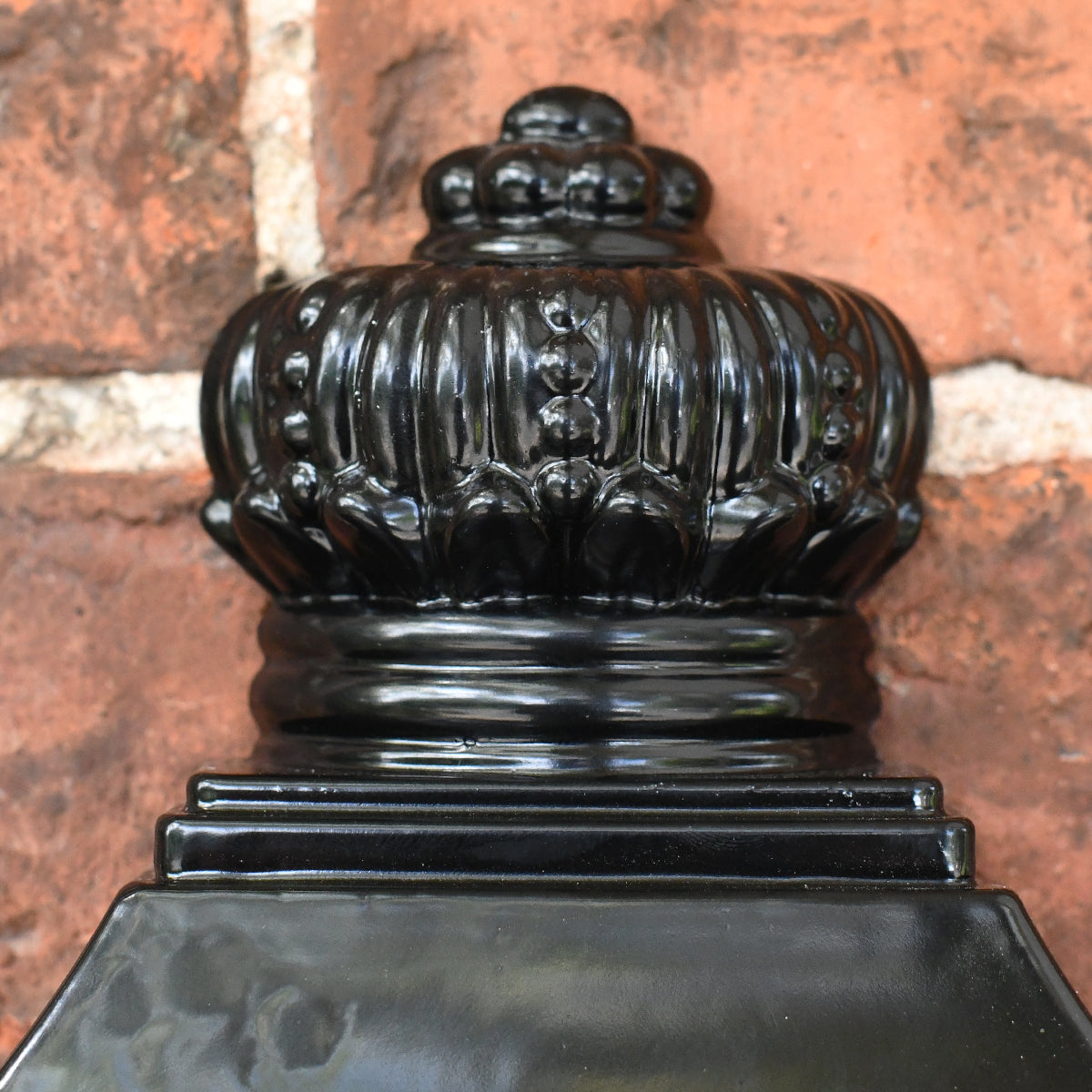 Close up of the crown finial