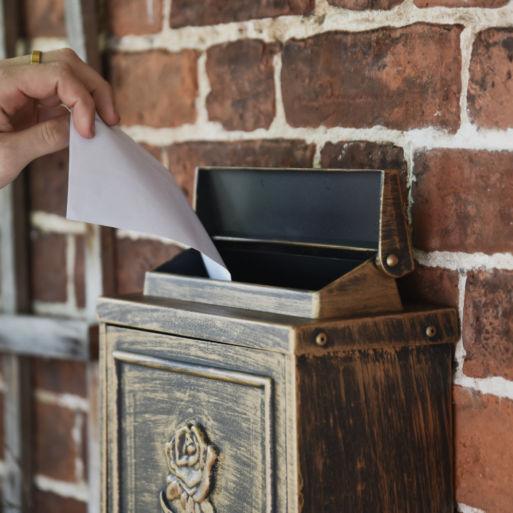 Scale of post being pushed through the aperture