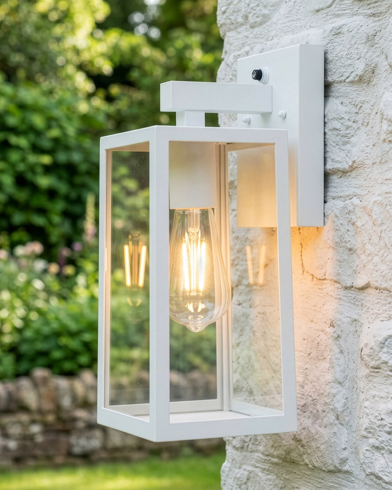 'Boîte' Glass White Wall Light Digital Illustration