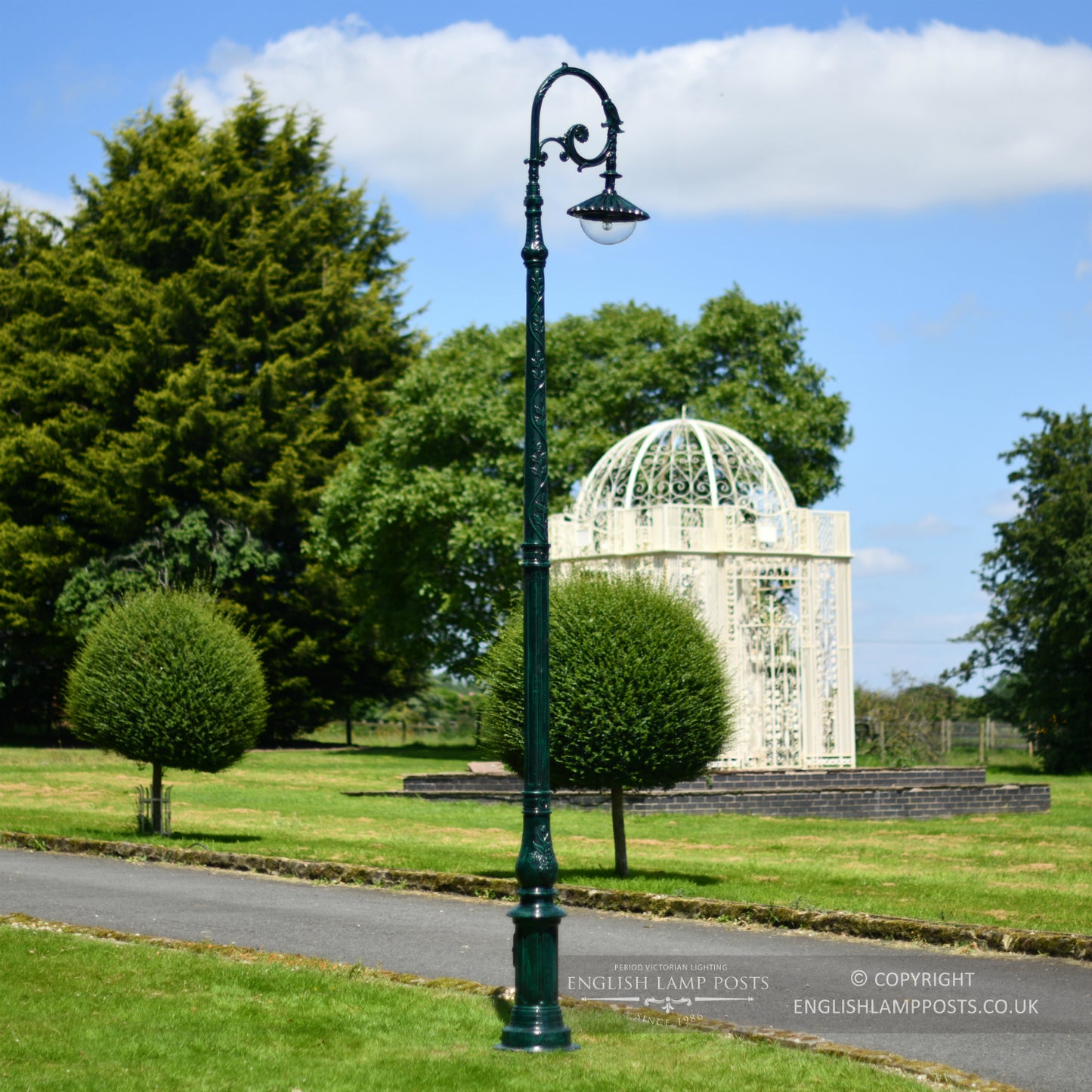 3.5m Antique Green Gothic Deluxe Victorian Lamp Post In Garden Setting
