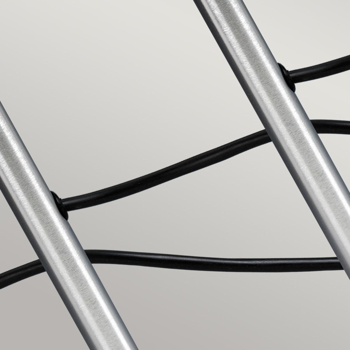 View of the silver pole and the cable