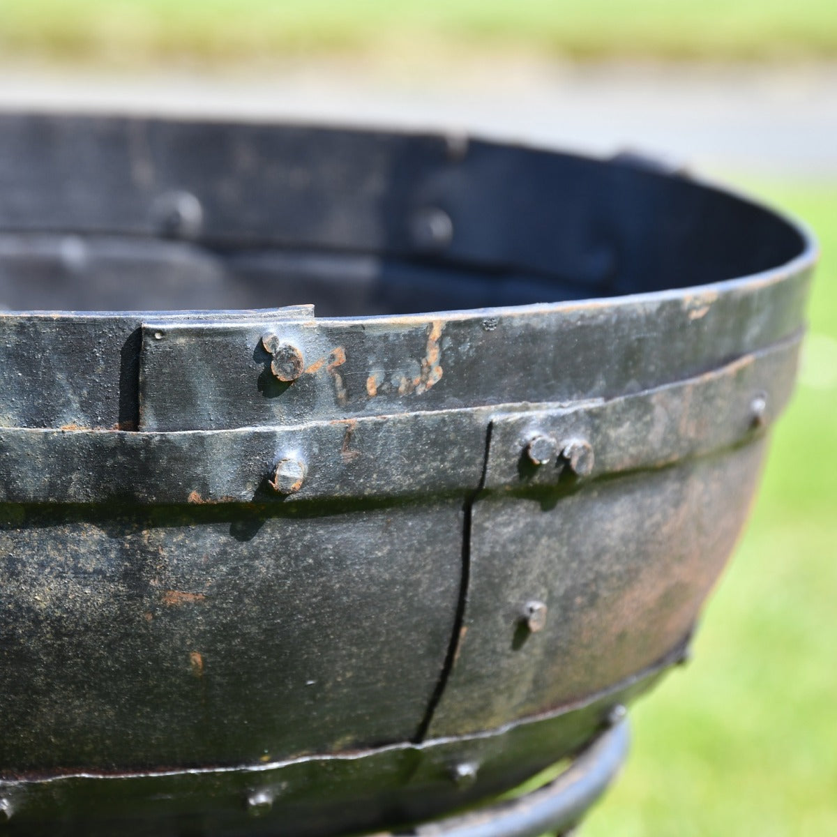 Close up of 40cm Kadai Fire Bowl 