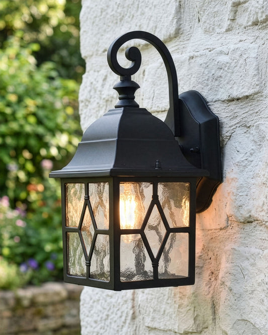 'ROSEMOUNT' TRADITIONAL OUTDOOR WALL LIGHT Digital Illustration
