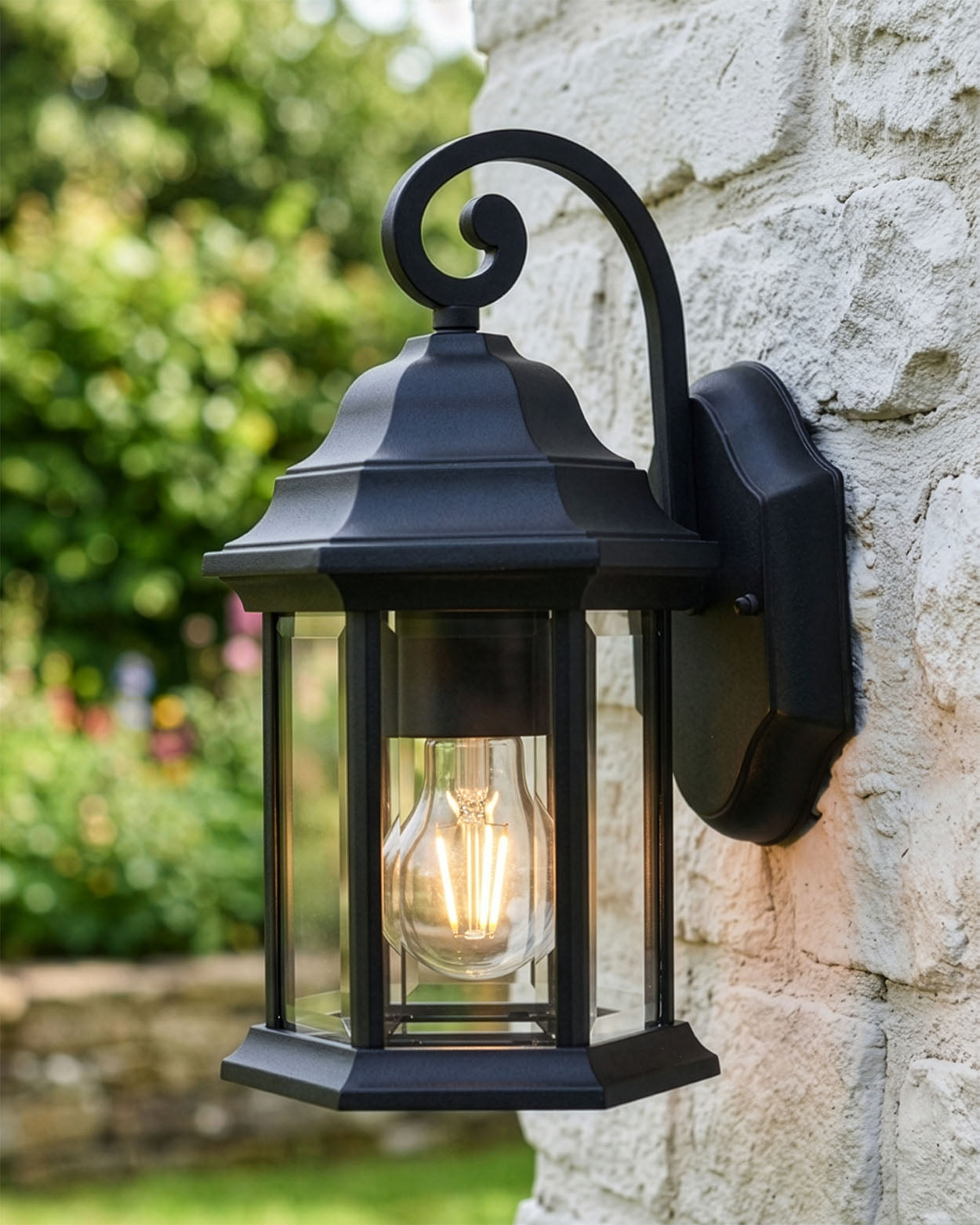 'GUILDHOUSE' TRADITIONAL BLACK ORNATE TOP FIX WALL LANTERN 