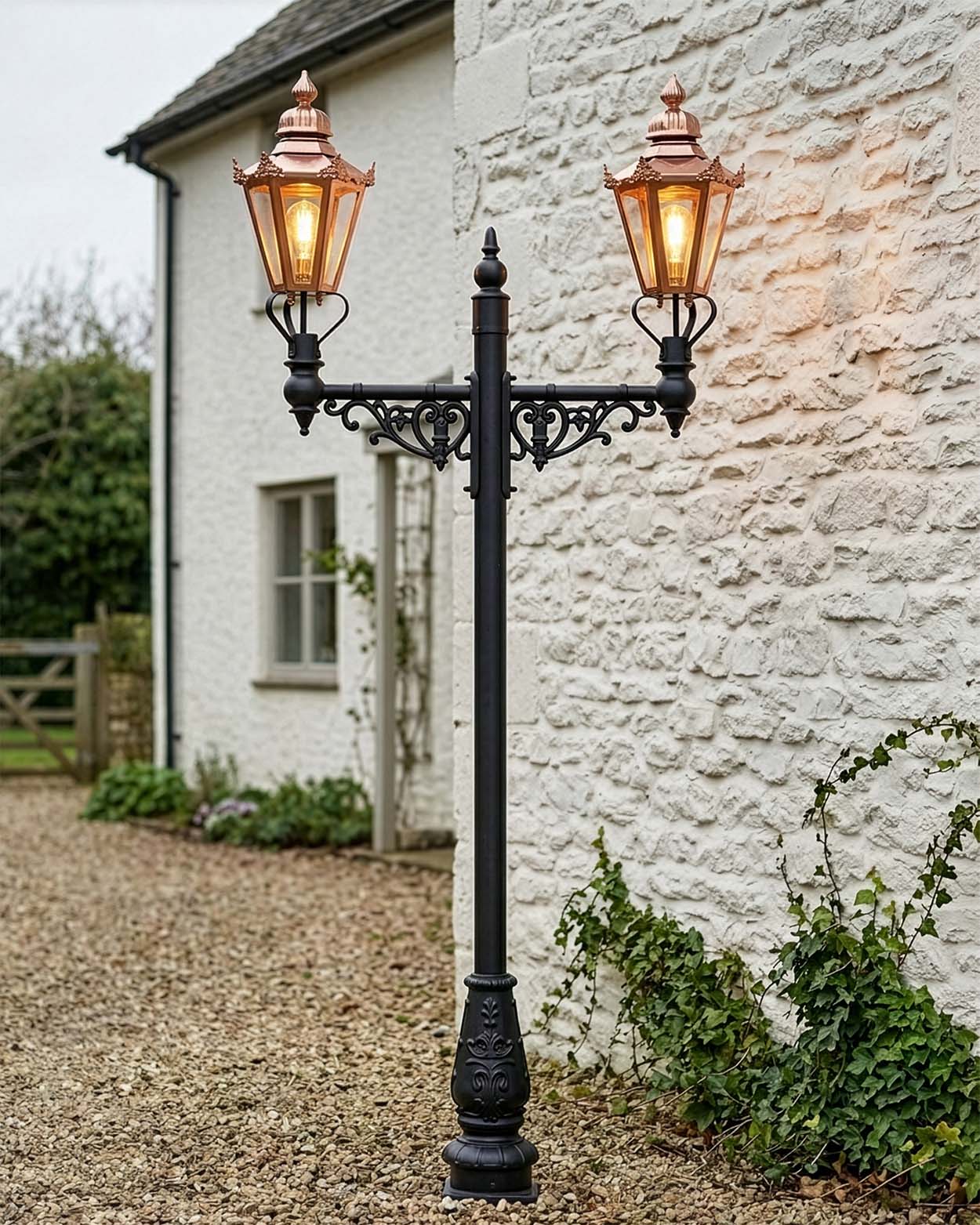 2.6m Double Head Victorian Lamp Post Digital Illustration
