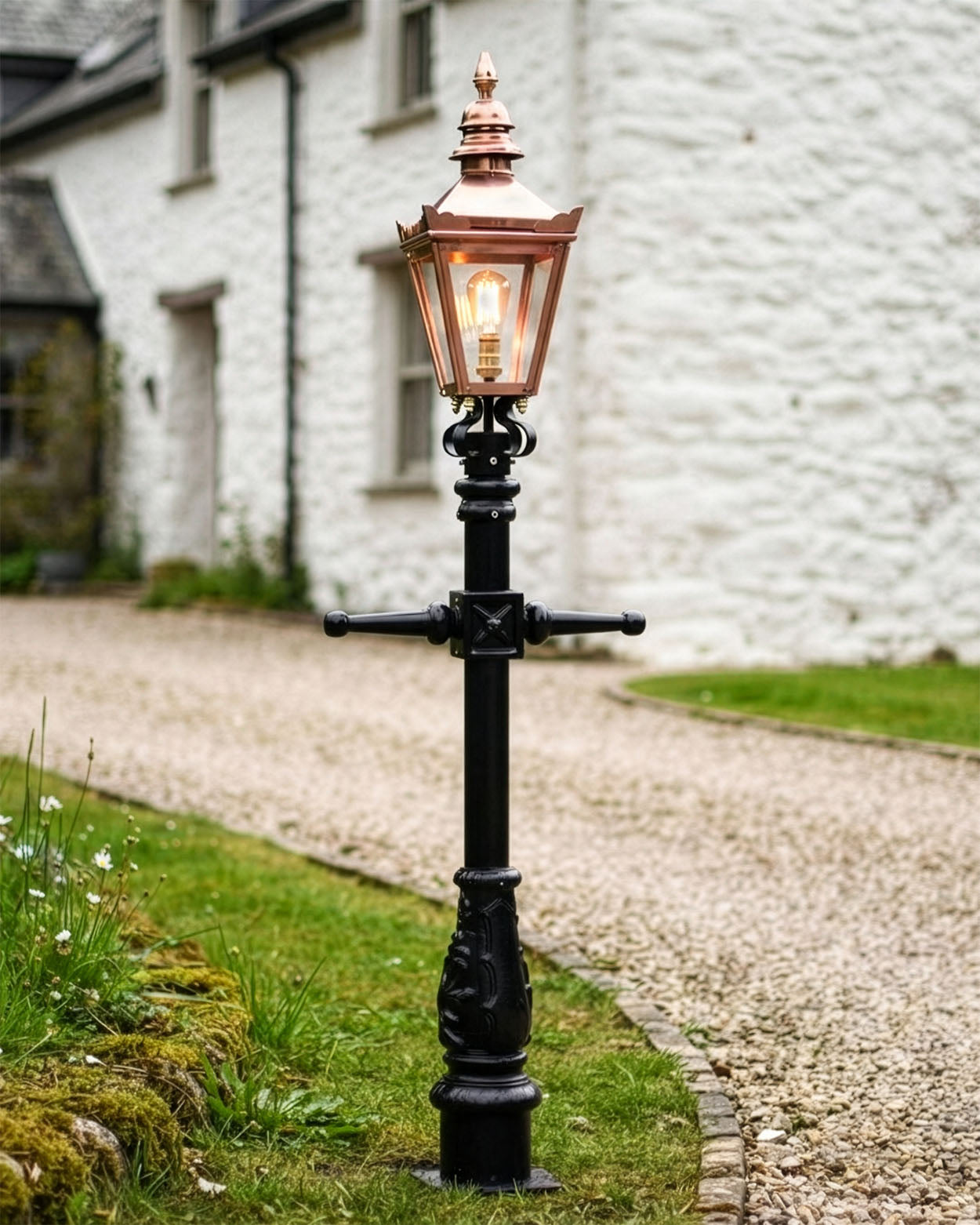 Copper Miniature Victorian Lamp Post Set 1.5m Digital Illustration
