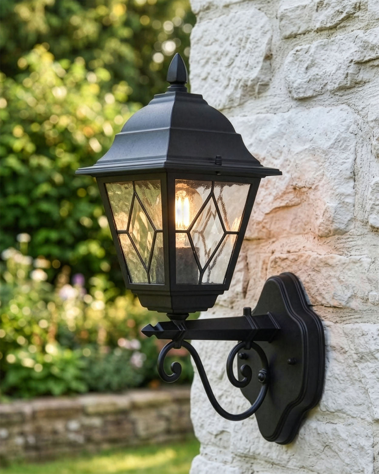 'WINCHESTER' TRADITIONAL BLACK VICTORIAN WALL LIGHT Digital Illustration