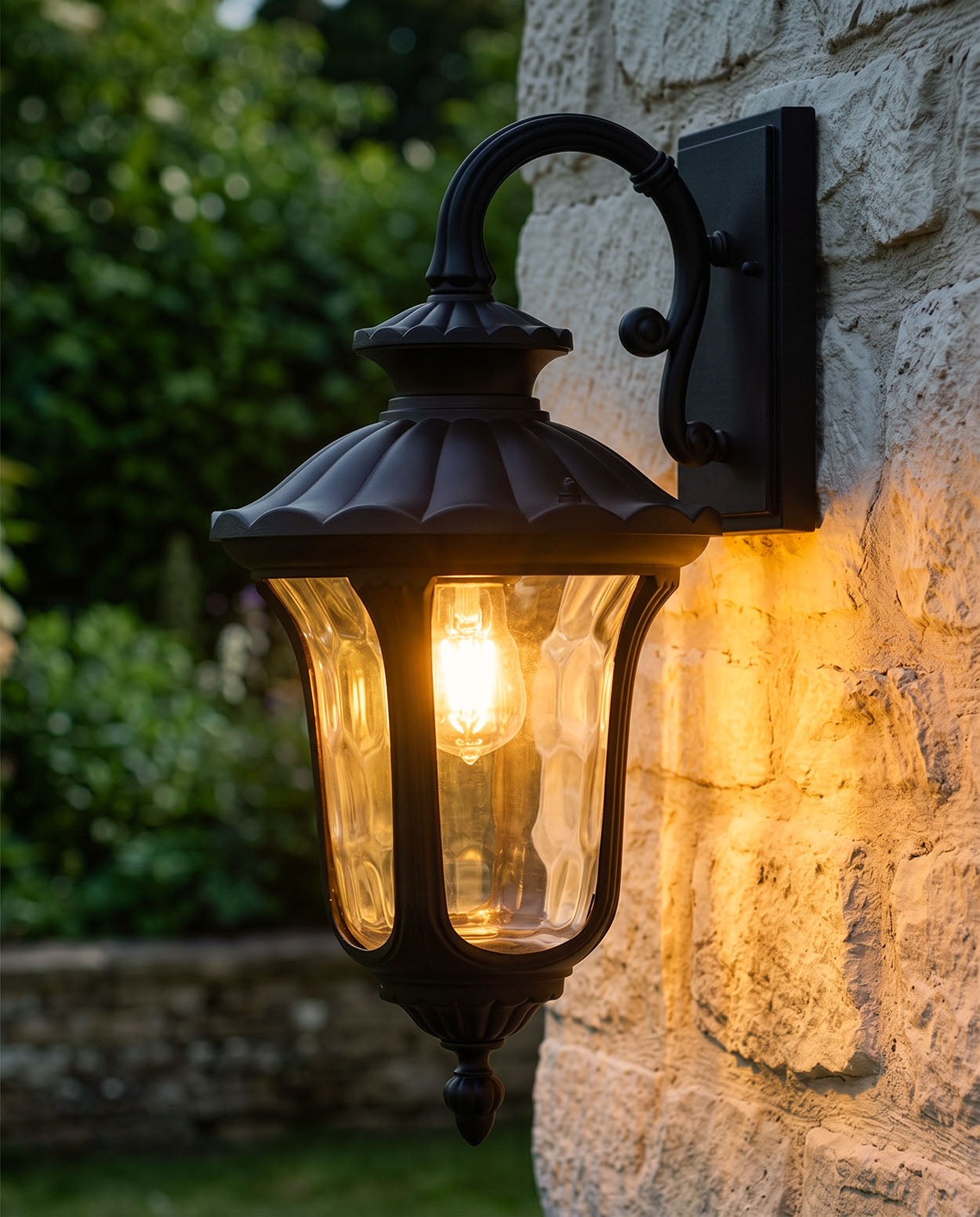 'Hudson' Ornate Victorian Aluminium Top Fix Wall Lantern - 54cm Digital Illustration At Night