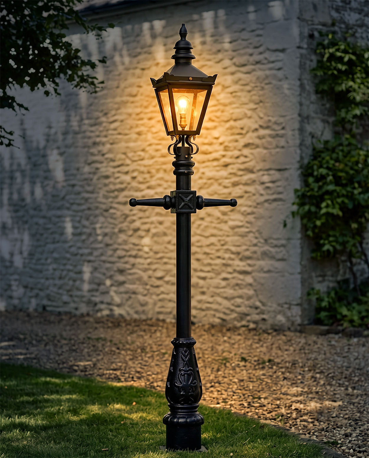 Miniature Victorian Lamp Post Set 1.5m Digital illustration At Night 