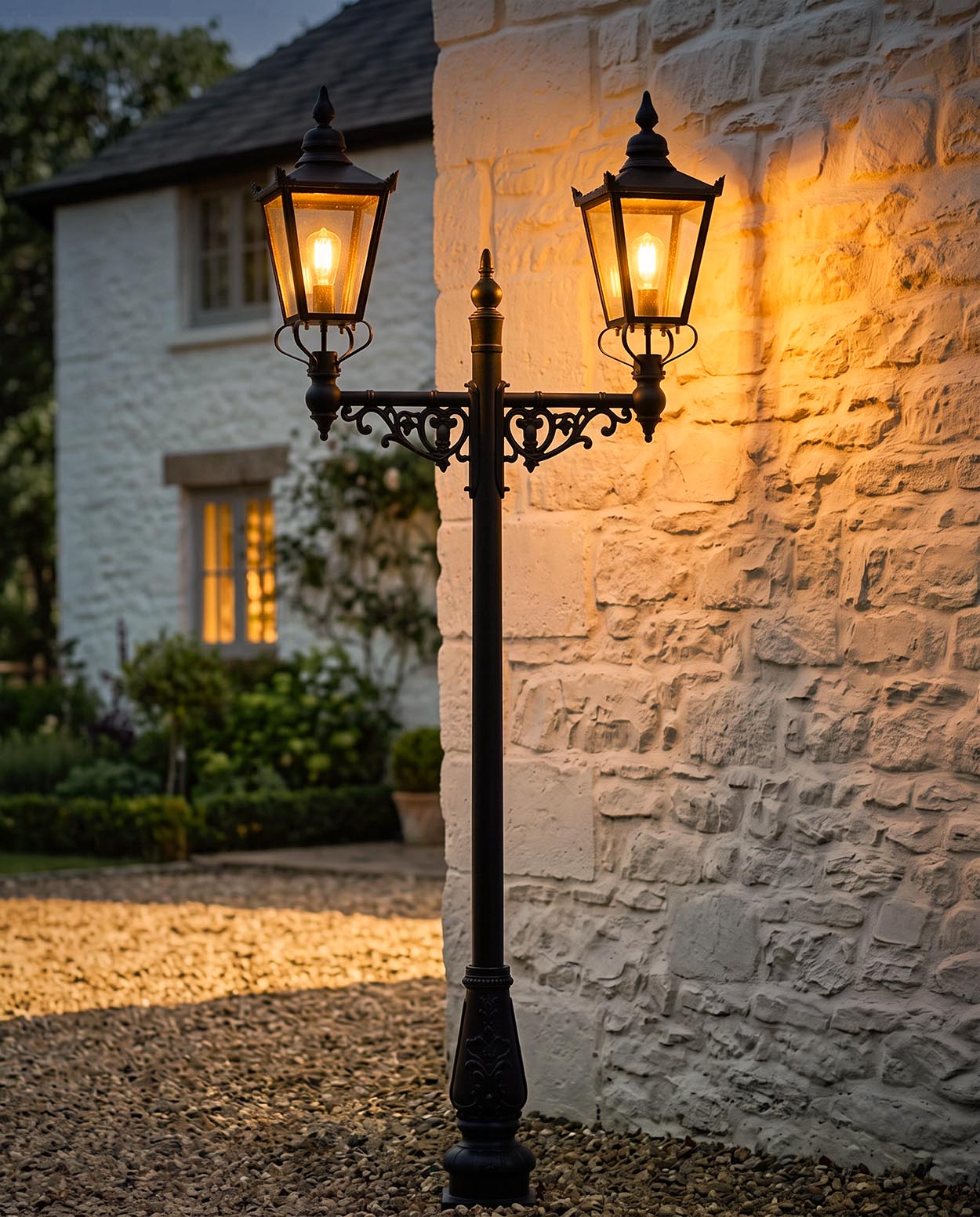 'HORSTED' DUAL HEADED HIGH MAST LAMP POST Digital Illustration At Night