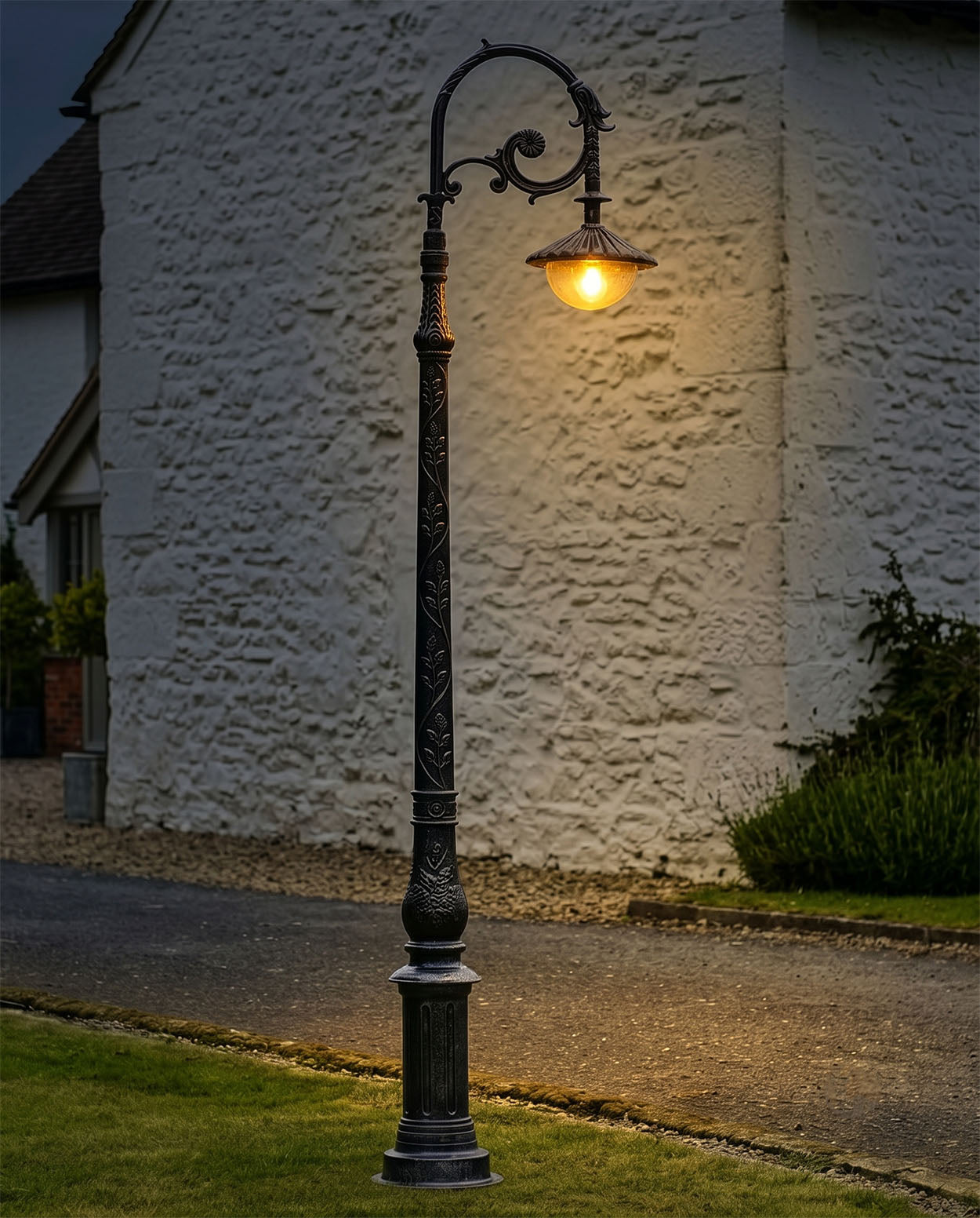 3.1m Antique Silver Deluxe Cast Iron Lamp Post Digital Illustration At Night 