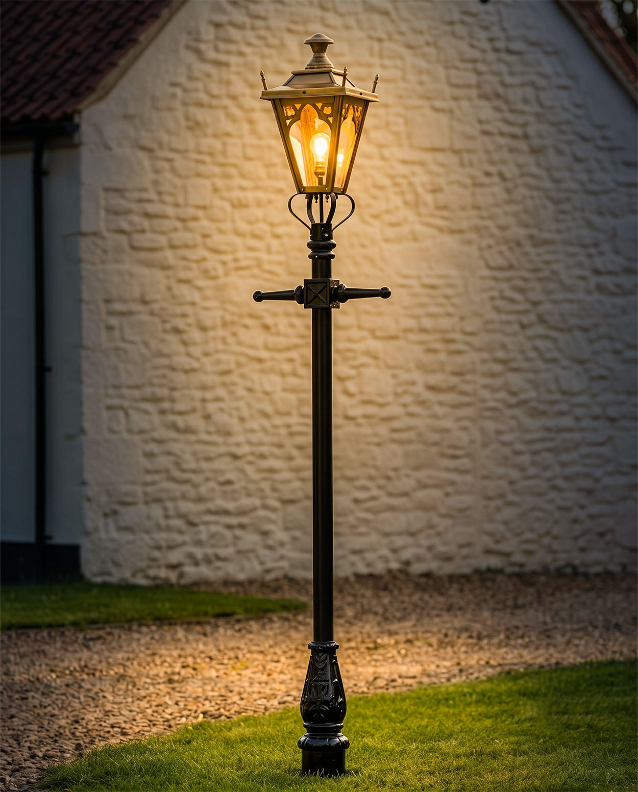Antique Brass Gothic Feature Lamp Post - 3.25m Digital Illustration At Night 