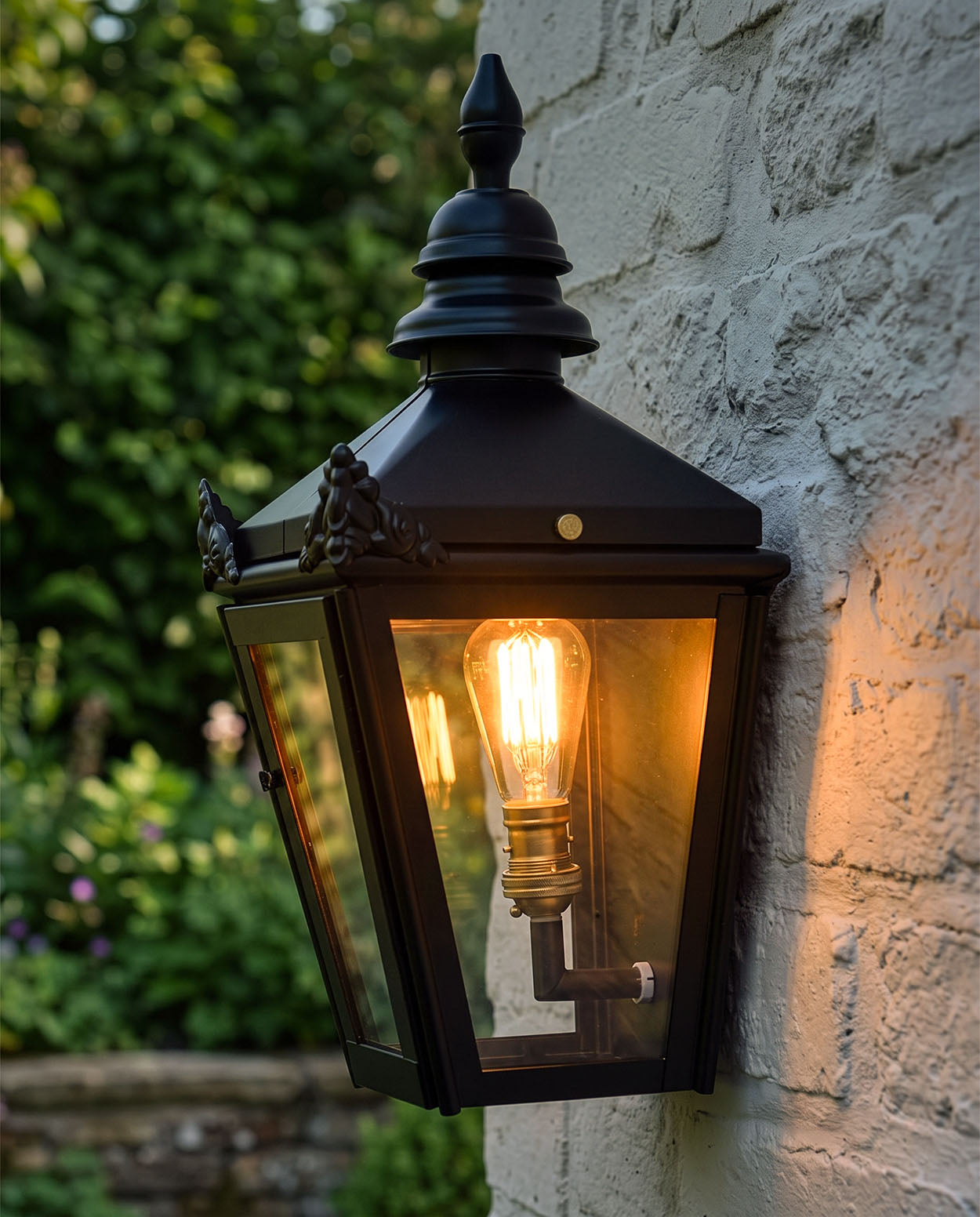 Flush Fitting Black Kensington Wall Lantern Digital Illustration At Night