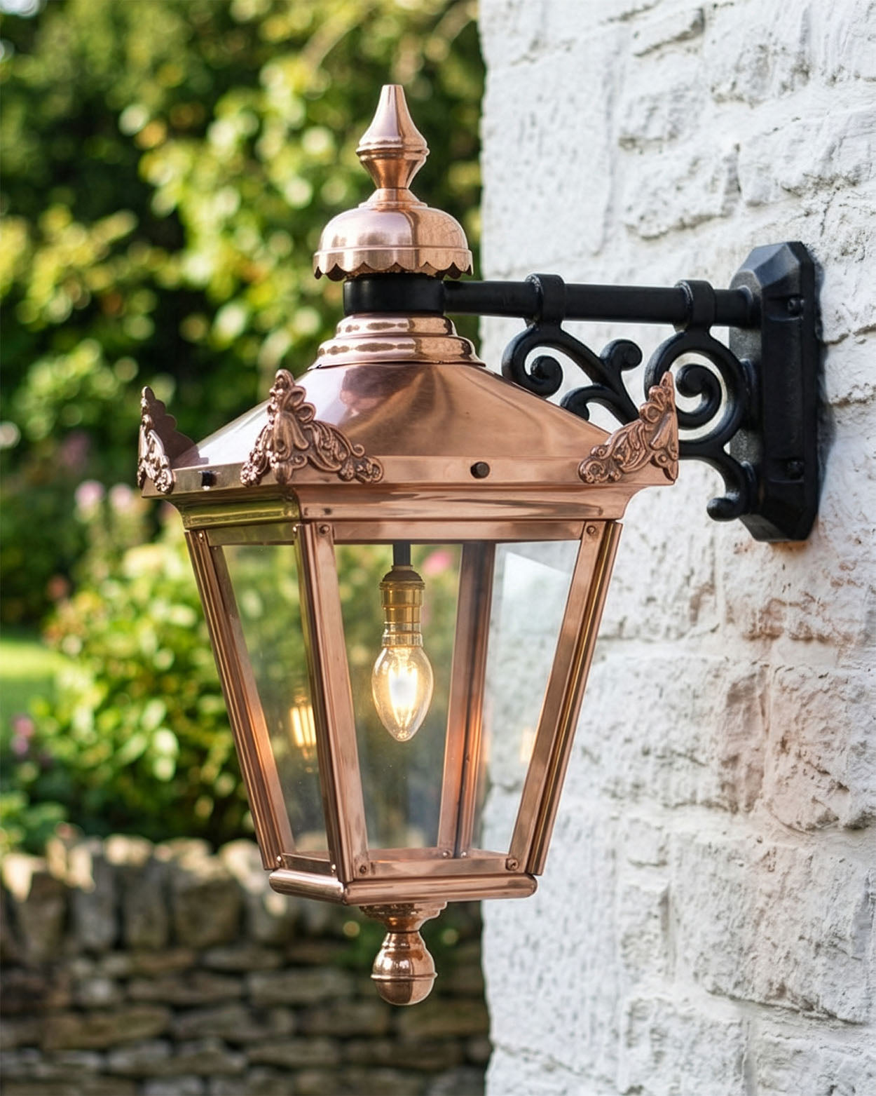 COPPER TOP FIX WALL LANTERN Digital Illustration