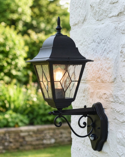 'WINCHESTER' TRADITIONAL WALL LIGHT WITH PIR SENSOR Digital Illustration