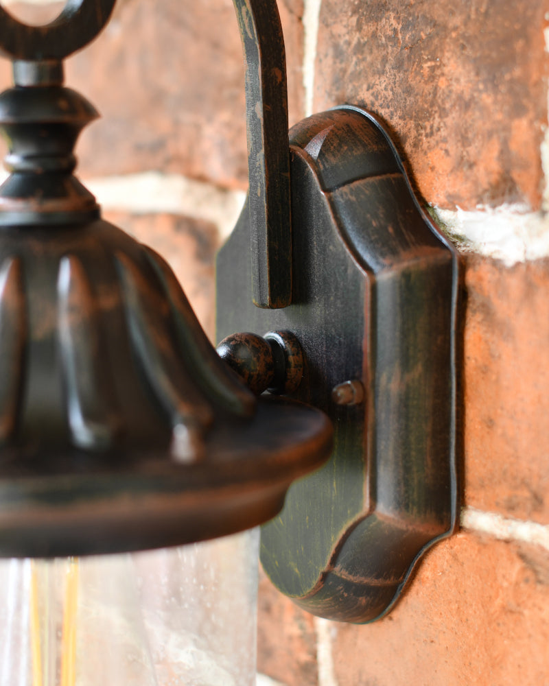 Close up of the copper backplate 
