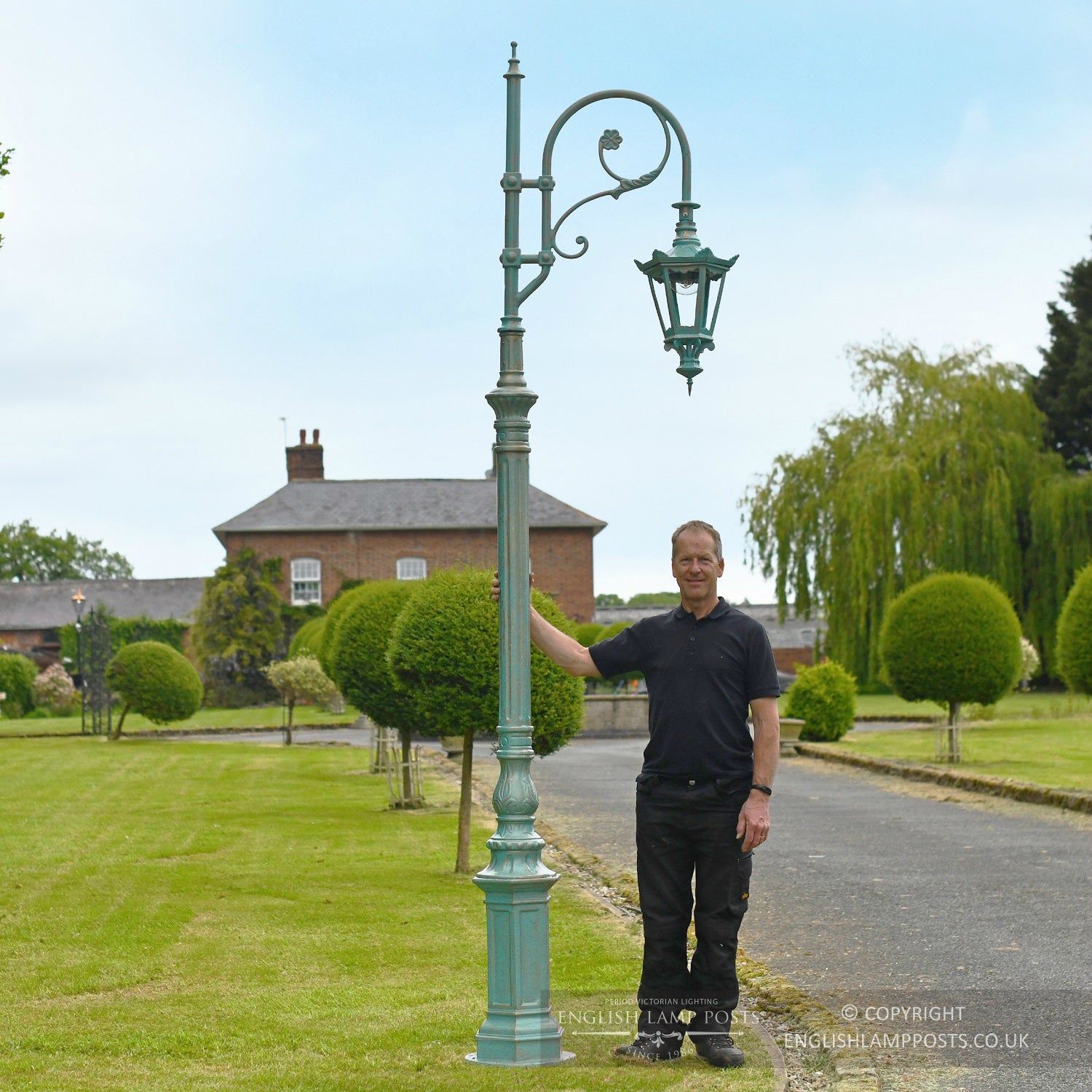 Antique Blue Deluxe Victorian Swan Neck Lamp Post Scale Shot