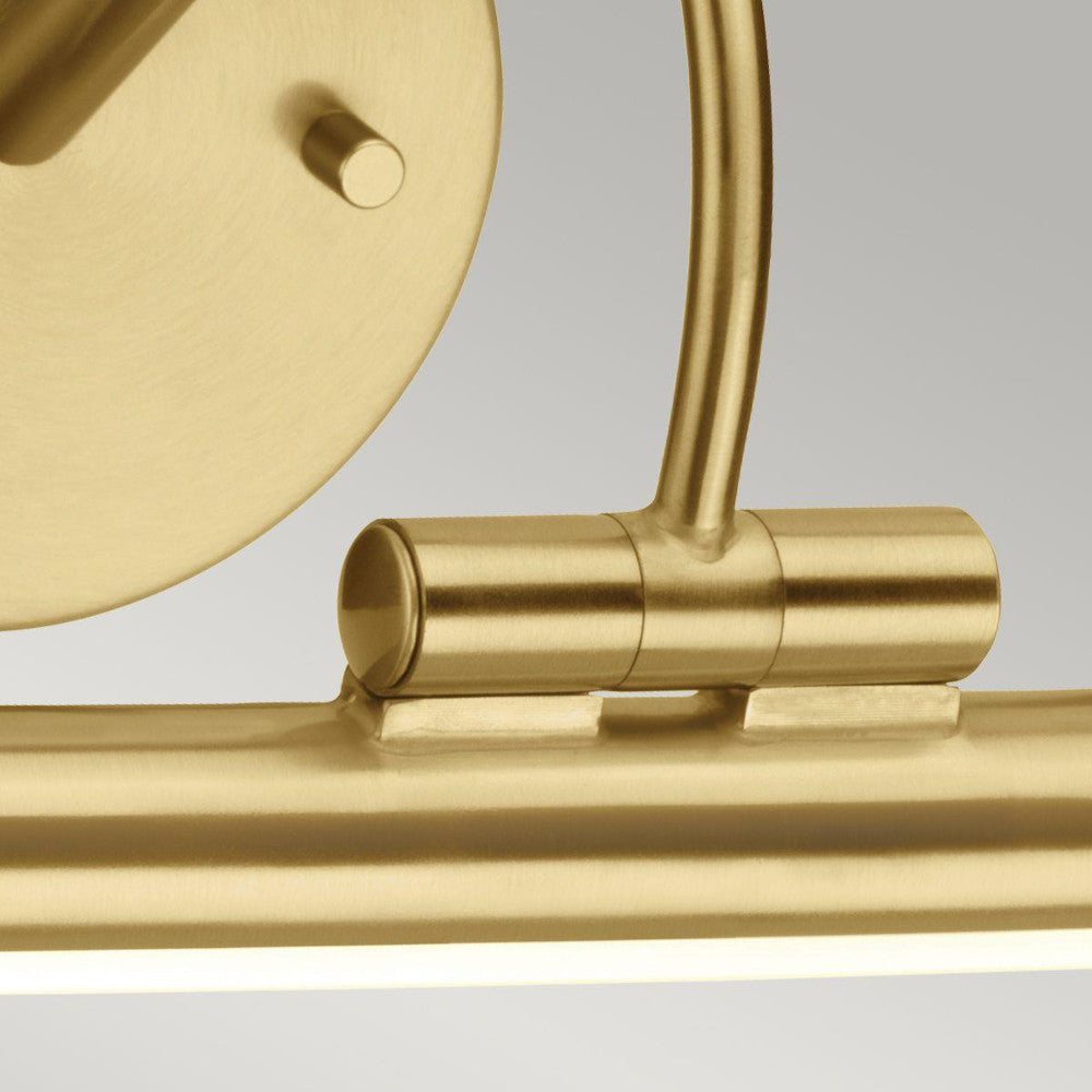 Close up of the light adjuster 