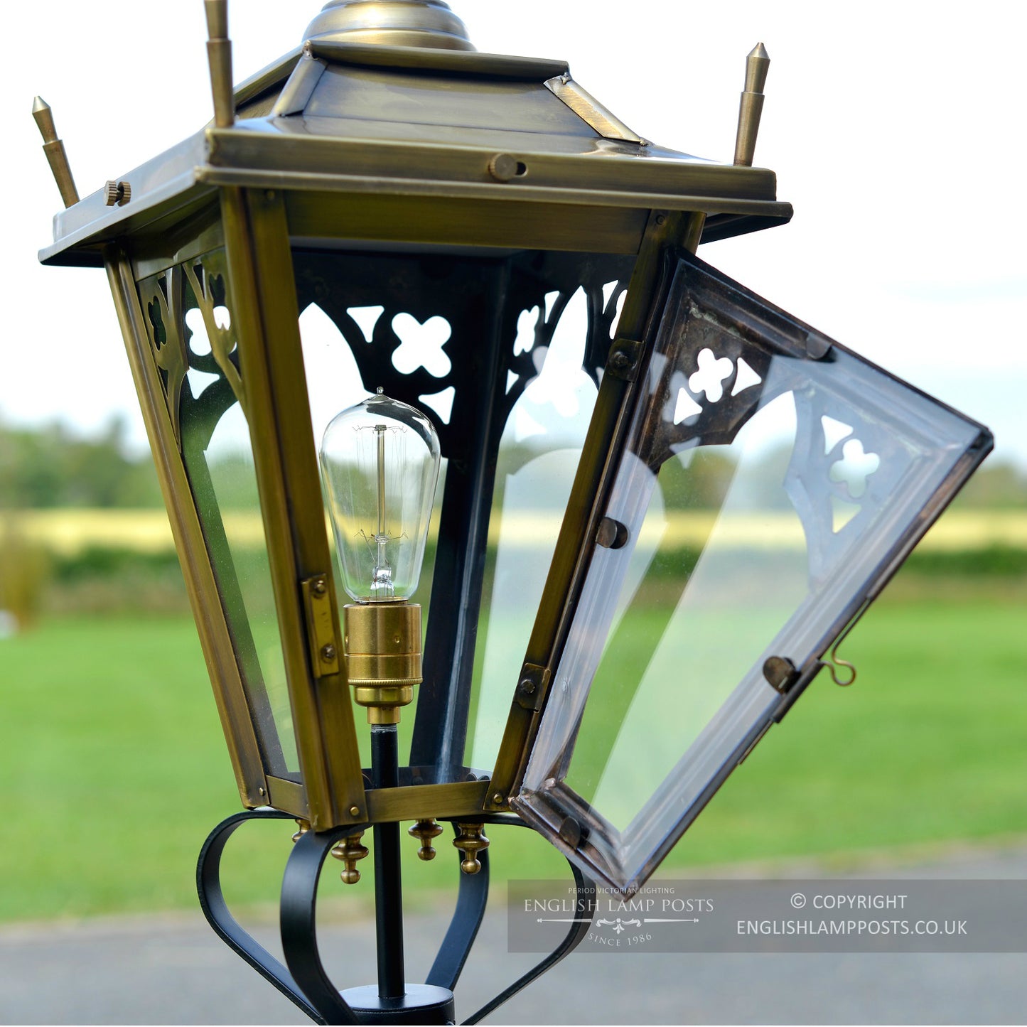 Antique Brass 'Canterbury' Pillar Light - 71cm