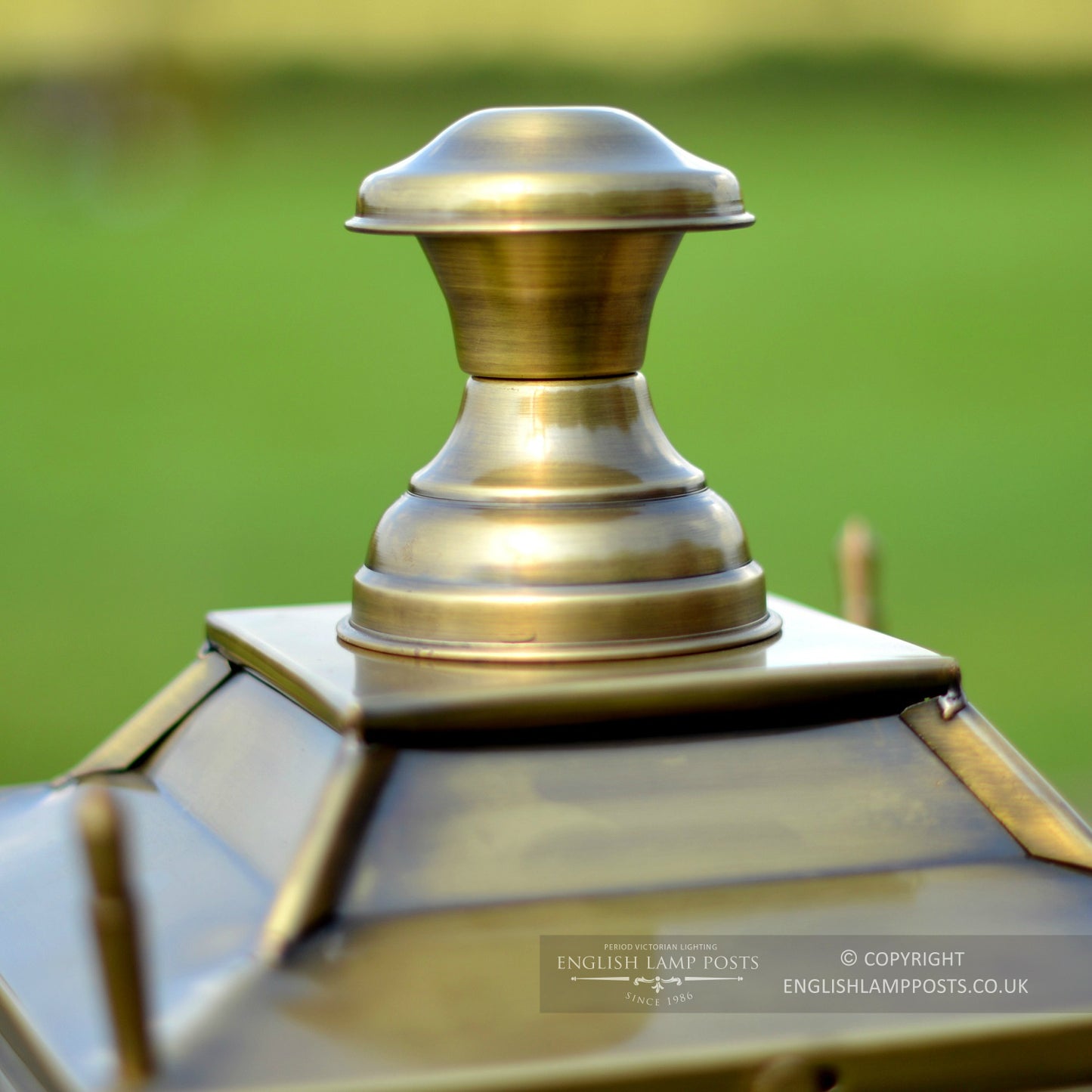 Antique Brass 'Canterbury' Pillar Light - 71cm