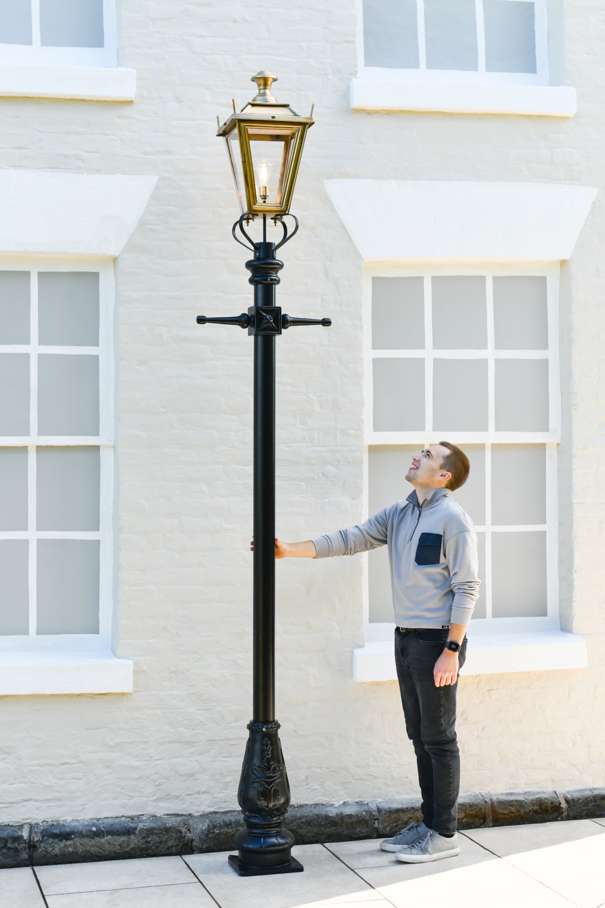 Life size scale of the 3.25m lamp post 