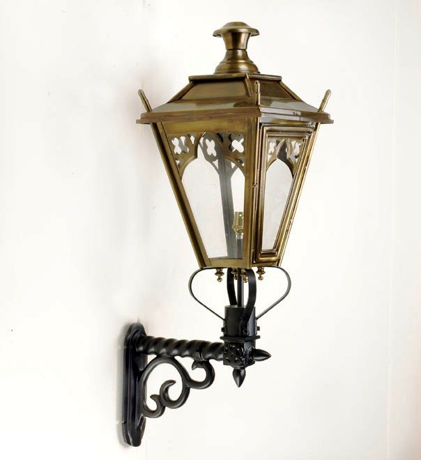Antique Brass garden wall light