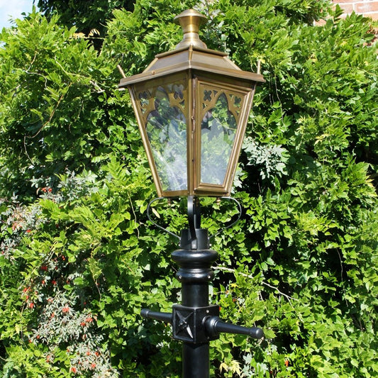 Close up of the lantern head