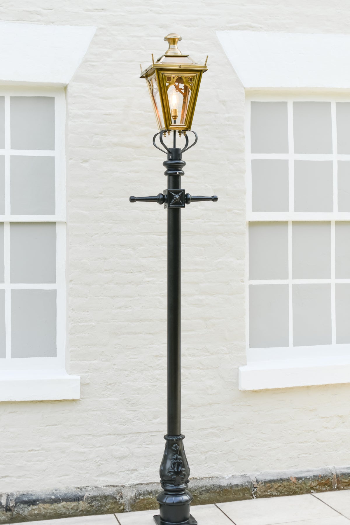 Antique Brass Gothic Feature Lamp Post - 2.7m