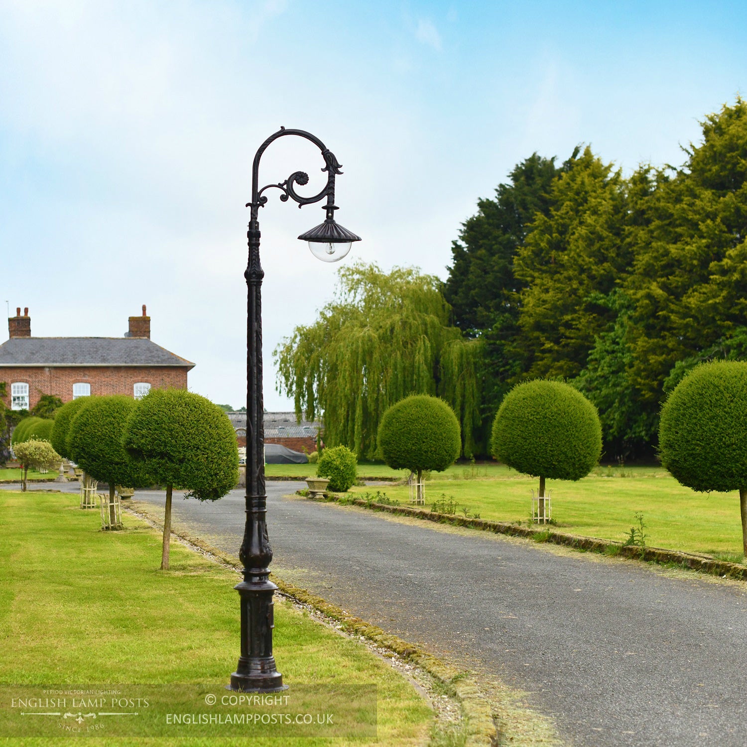Antique Bronze Deluxe Victorian Cast Iron Lamp Post